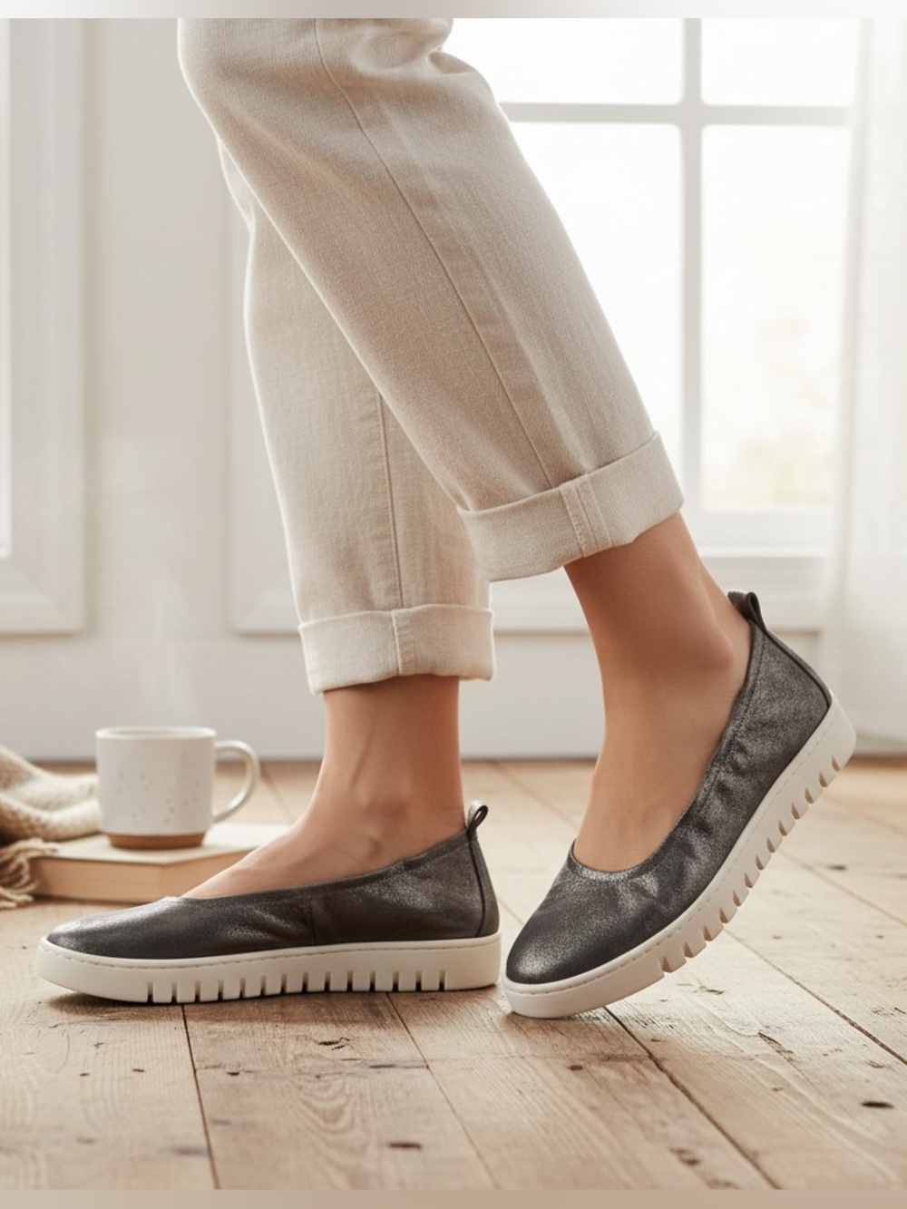 Vionic Uptown Ballet Slip-On Flats Women’s 6.5 Wide Charcoal Metallic Leather